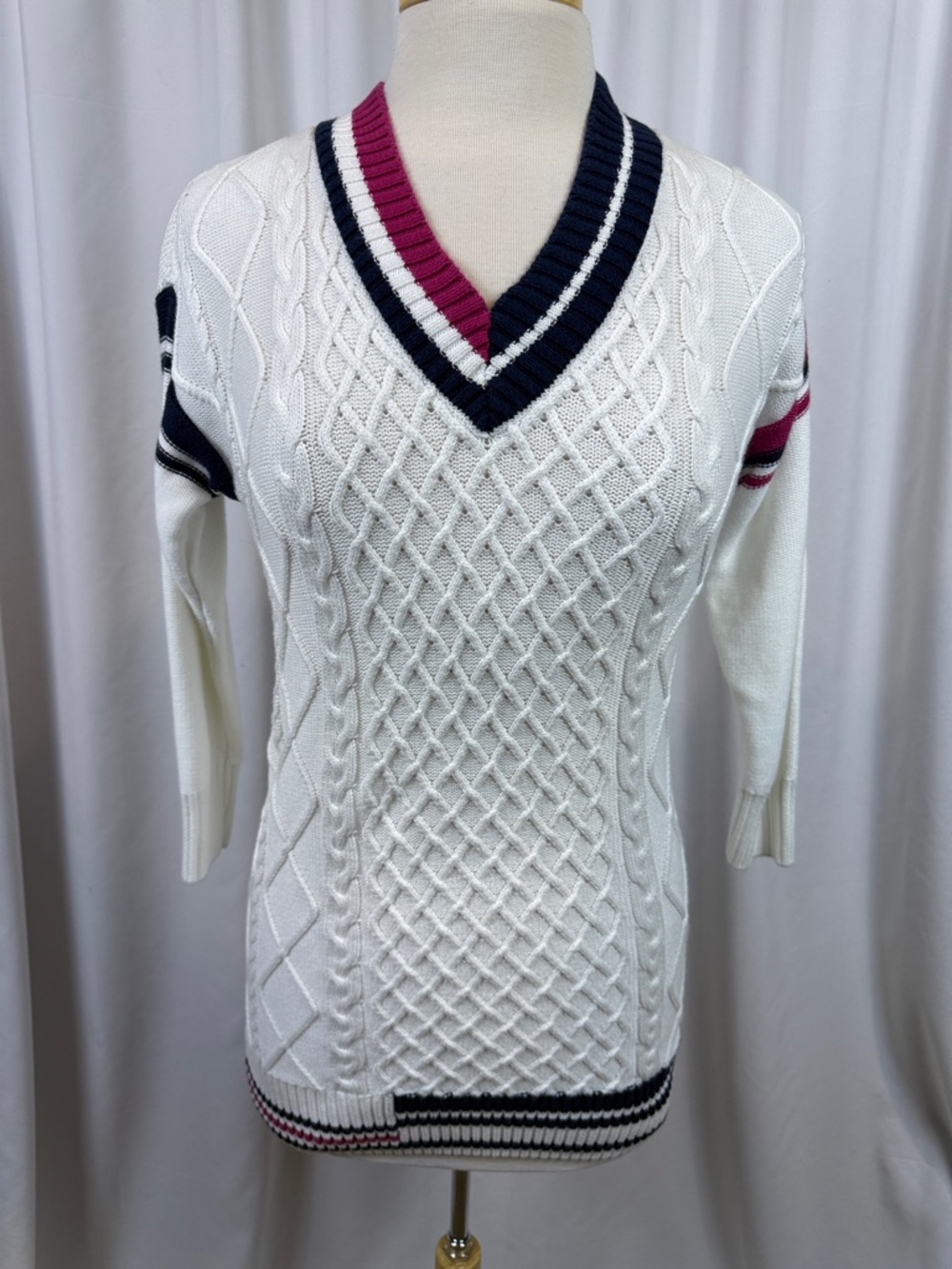 Free Assembly Women's Striped V-Neck Sweater in White, Navy & Pink, Medium
